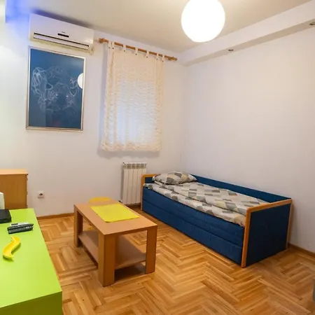 Lorono Kosta Belgrado