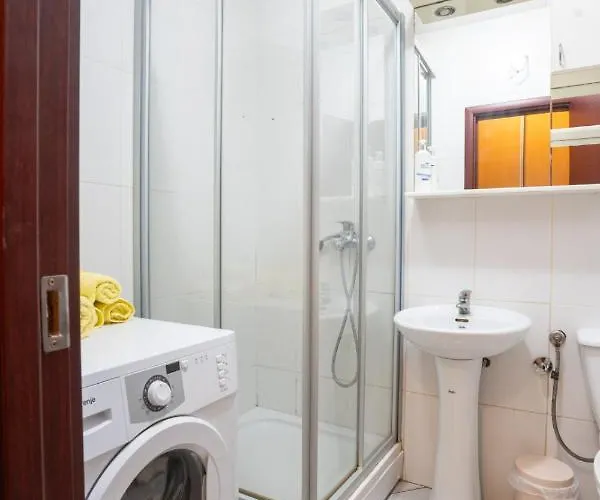 Lorono Kosta Apartman *